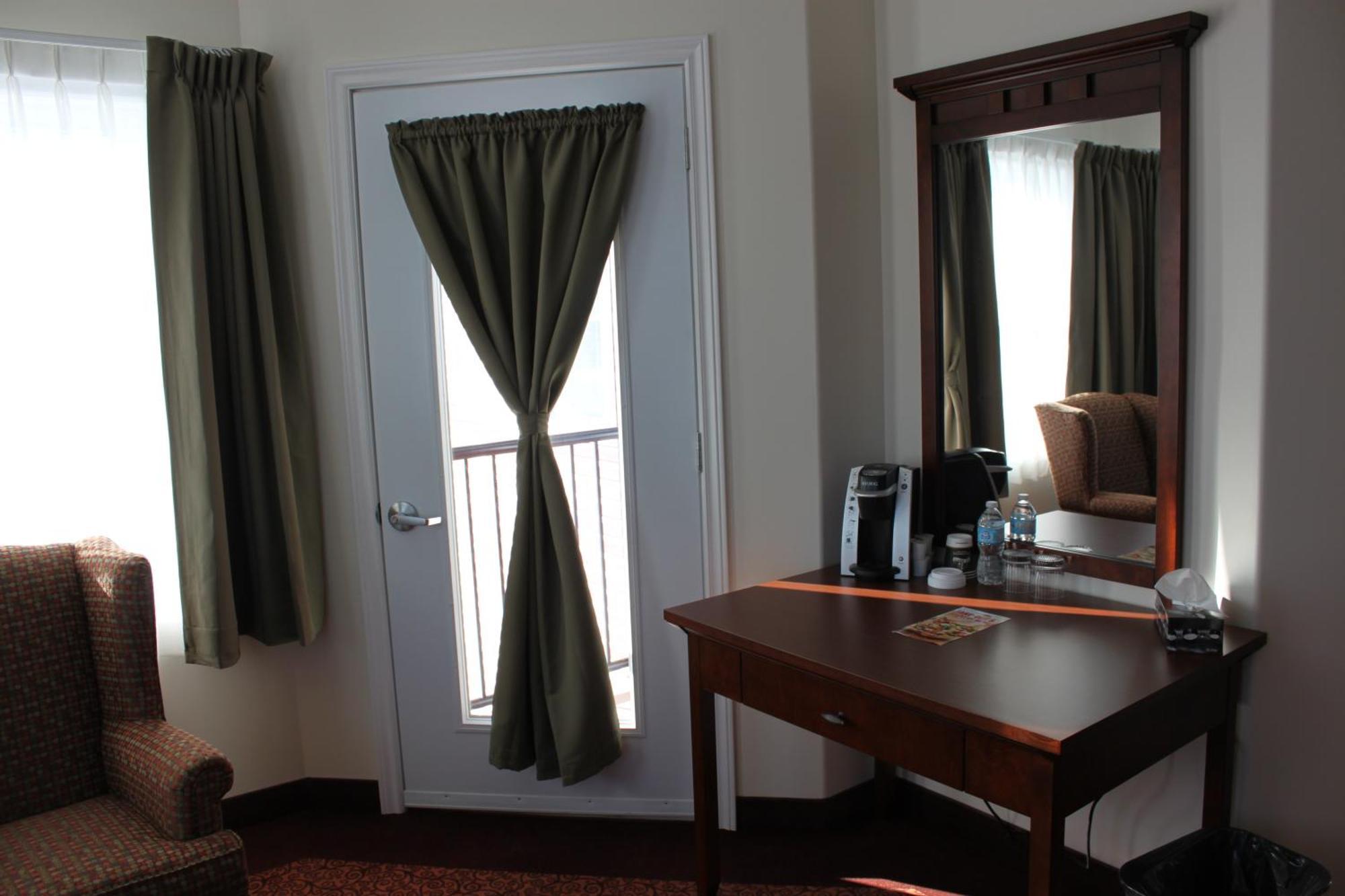 Lanes Riverhouse Inn & Cottages Montague Quarto foto