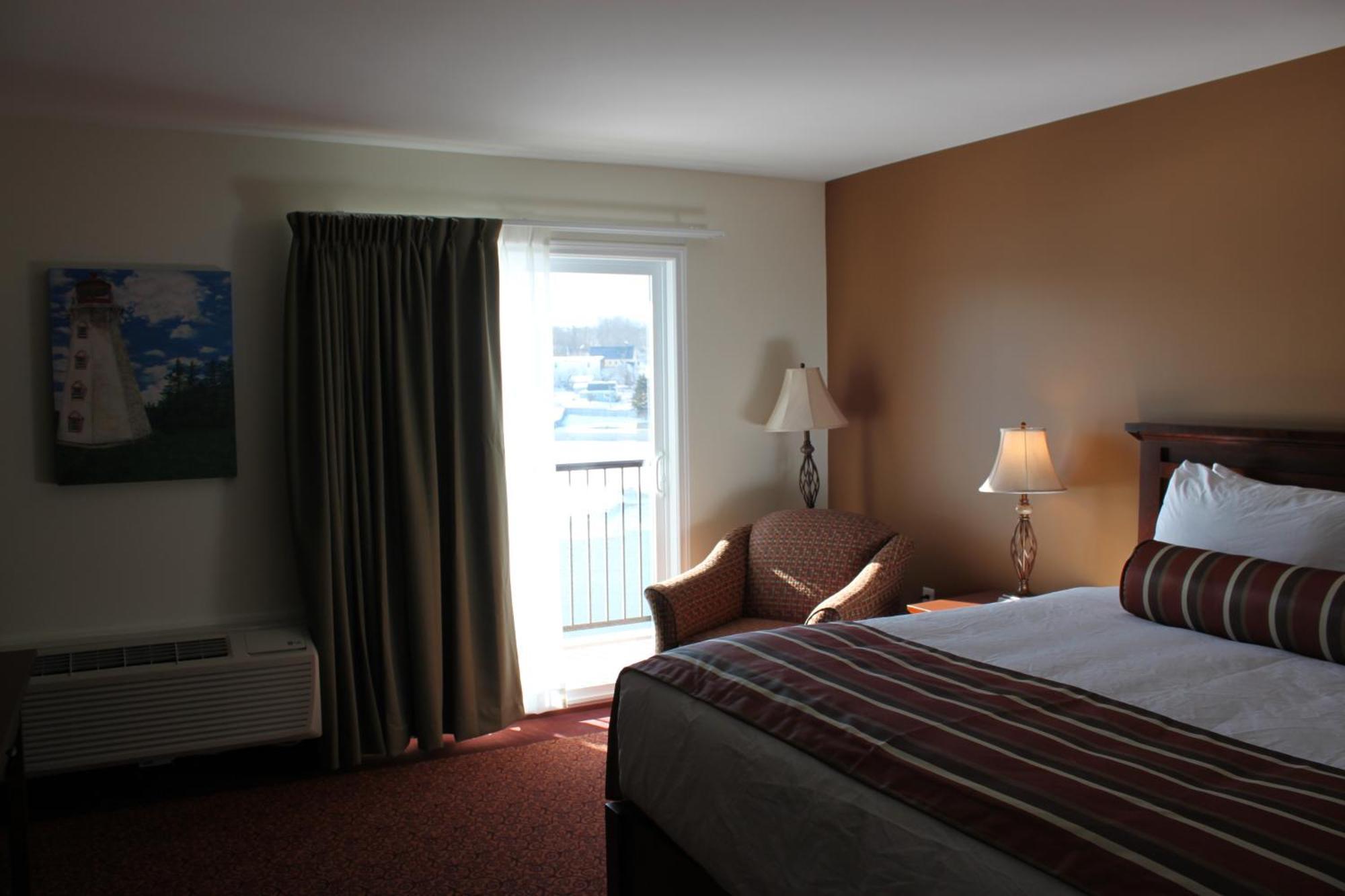 Lanes Riverhouse Inn & Cottages Montague Quarto foto