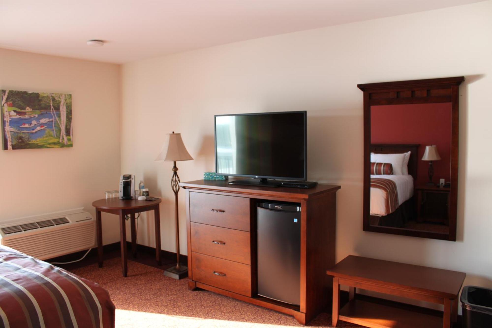 Lanes Riverhouse Inn & Cottages Montague Quarto foto