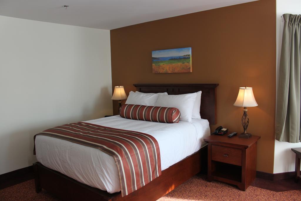 Lanes Riverhouse Inn & Cottages Montague Quarto foto