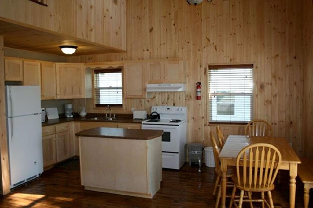 Lanes Riverhouse Inn & Cottages Montague Quarto foto