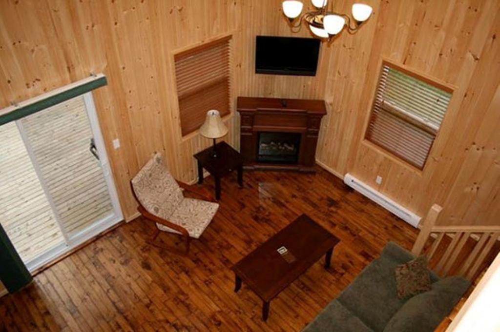 Lanes Riverhouse Inn & Cottages Montague Quarto foto