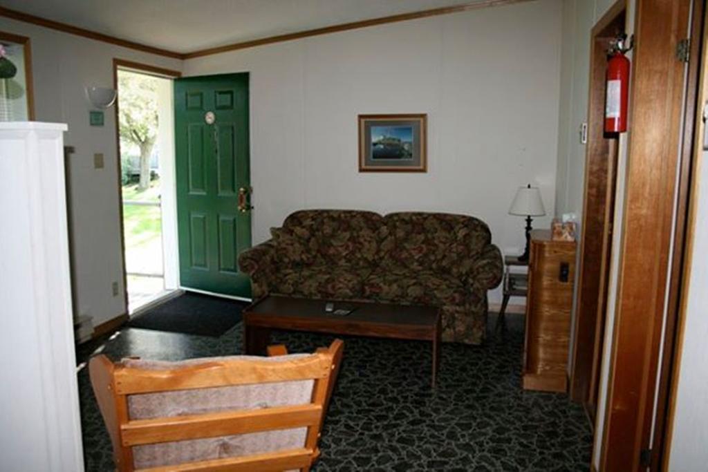 Lanes Riverhouse Inn & Cottages Montague Quarto foto